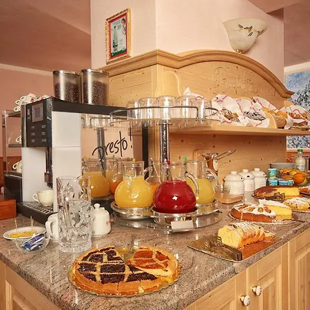Garni Villanova Hotel Molveno