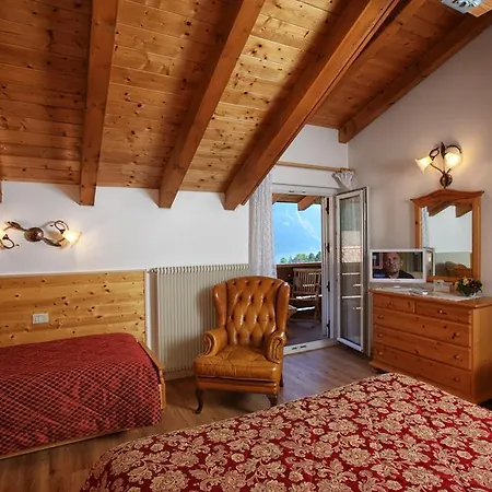 Garni Villanova Hotel 3*